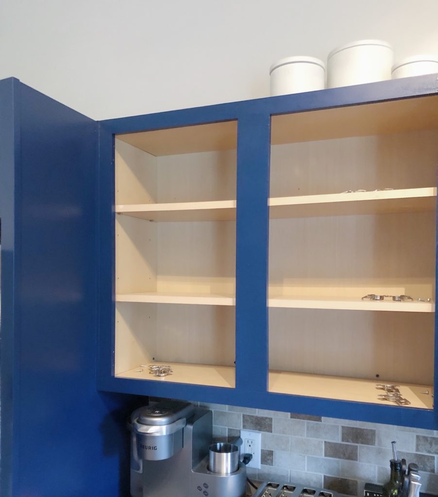 Painting Your Builder Grade Kitchen Cabinets